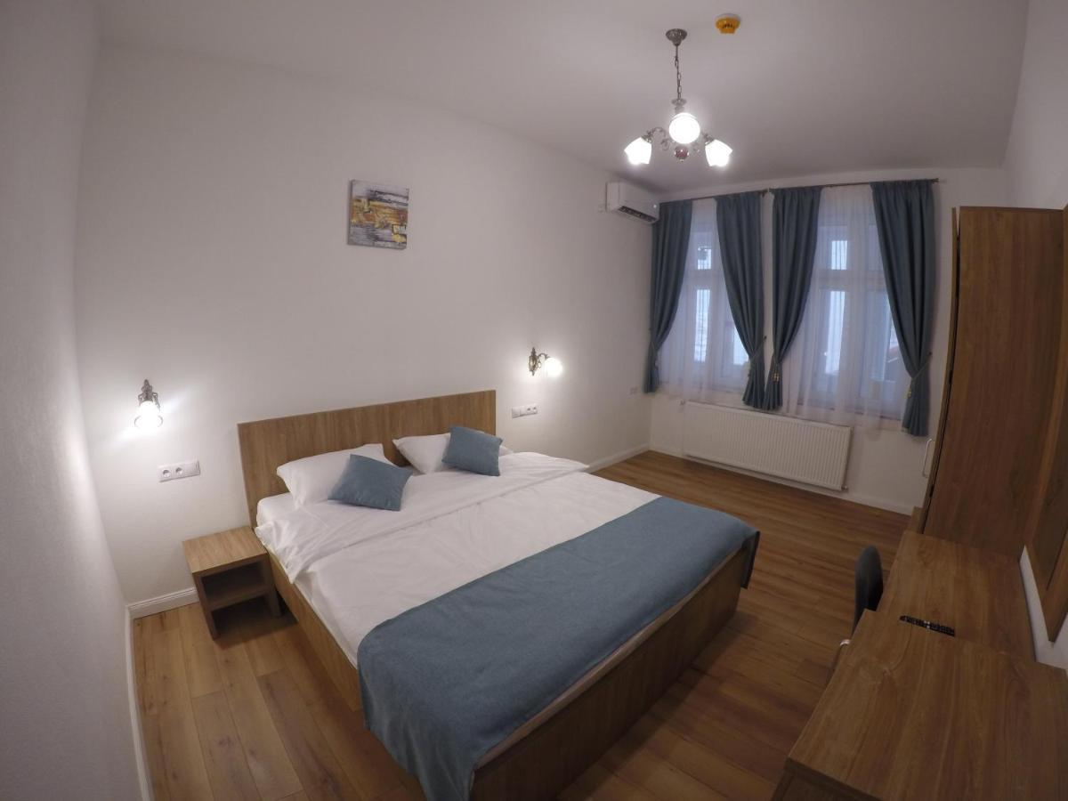Отель Casa Bacila Сибиу Экстерьер фото